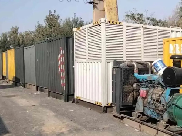 开江200KW柴油发电机机组每小时油耗是多少?